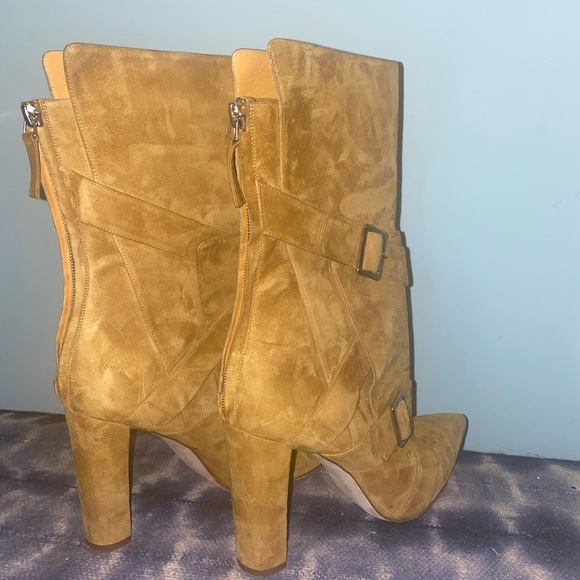 Jonathan Simkhai x Manolo Blahnik tan suede boots - Picture 3 of 5